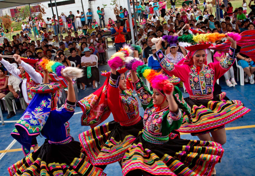 Discover the Carnivals in Cusco 2024: A Festival of Colors and Traditions